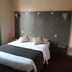 Hotell Le Memphis Poitiers