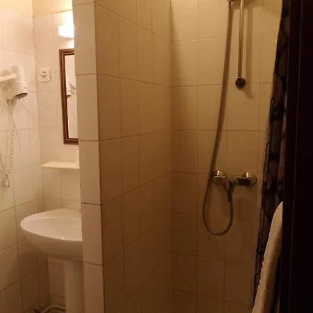 Le Memphis Hotel 2*