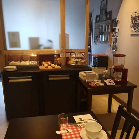 Le Memphis Hotell Poitiers